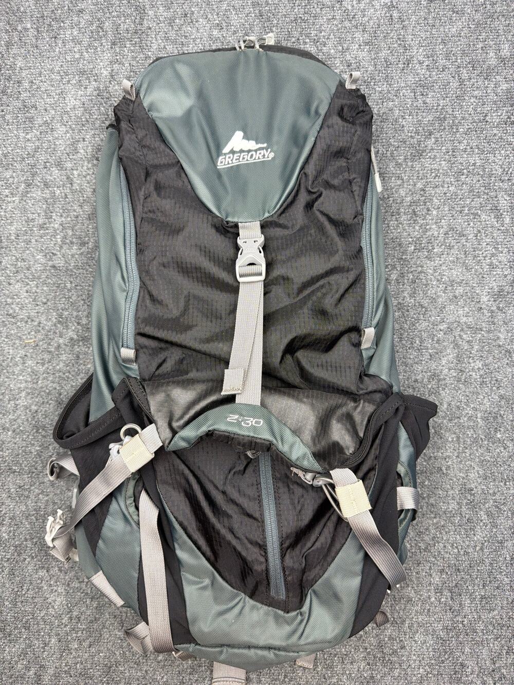 Gregory Z30 Hiking Backpack Green & Black